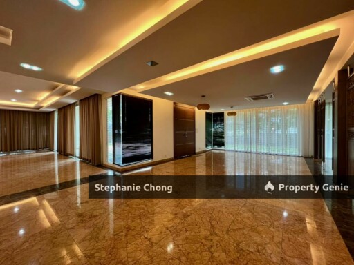 2.5 Storey Bungalow House @ Kota Kemuning Hill For SALE