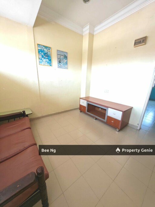 Taman Perling/1.5 Storey Terrace/Below Market Price