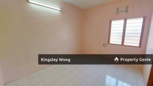 Bercham Utara Double Storey Terrace House Bacis Unit For Rent