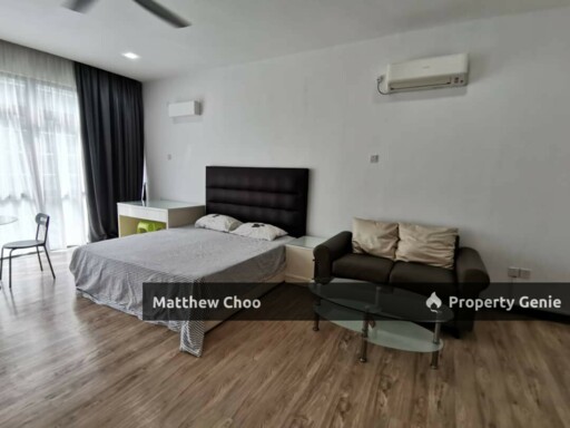 🌟For Rent🌟 📍Palazio Mount Austin  -Studio -Fully Furnished -Low Floor -Block A2 -Deposit 2+1+0.5+100（access card） -Vacant Now  Asking Price：Rm1500  Welcome For Viewing😄 Please Whatsapp