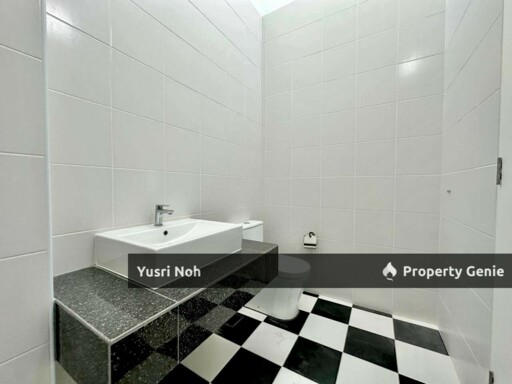 2 Storey Terrace MELLOWOOD Eco Majestic, Semenyih