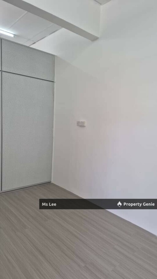 Renovated Corner 2nd Floor Shop Office @ Taman Bayu Perdana, Klang - Ready Unit