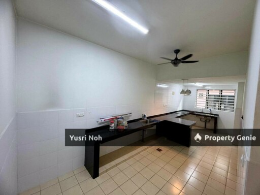 DOUBLE STOREY HOUSE  CANTING ALAM IMPIAN SEKSYEN 35 SHAH ALAM