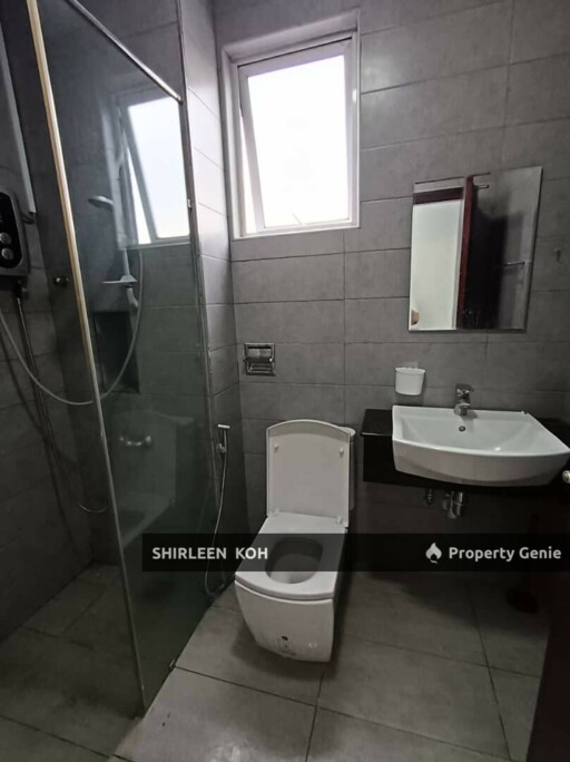 Master Room for rent at Paragon Suites @ CIQ JB Town