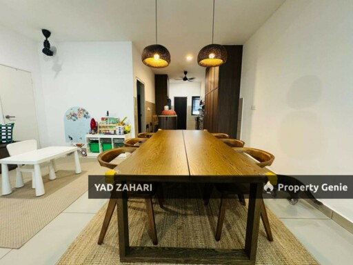 Elmina Green 5, Shah Alam | 2-Storey Terrace 4 Bedrooms | RM870K - Renovated & Partly Furnished