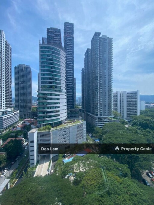M City Jalan Ampang KL Below Value 20% Family Suite for Sale !!