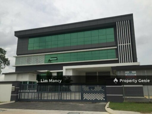 SILC Gelang Patah Medium Industrial Detached Factory with Loading Bay