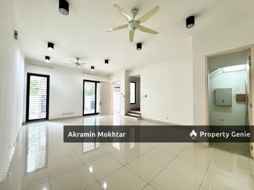 Freehold & Facing Open | Double Storey Superlinked House @ Tari 2, Alam Impian, Seksyen 35, Shah Alam For Sale