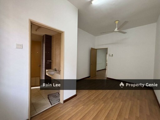 Freehold / Fully Extended / 3 Storey Terrace for Sale / Intermediate Lot / Near Pavilion Bukit Jalil /24Hrs Security with Gated & Guarded