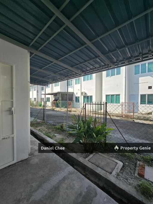Jalan Meru Suria 8