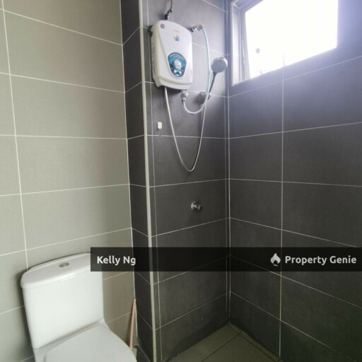 2.5 Sty House At Sentosa DesabayumasKlang For Rent