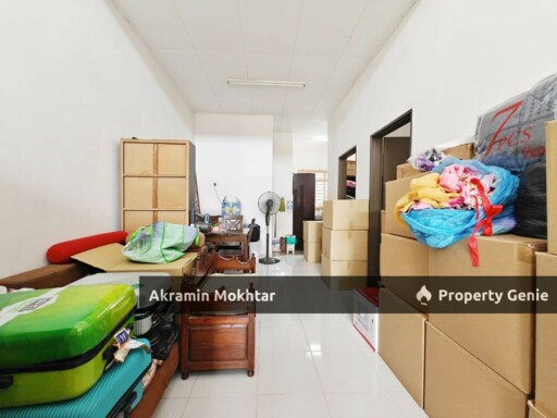 Single Storey Terrace, Jalan Kebun Nenas, Bandar Putera 2, Klang