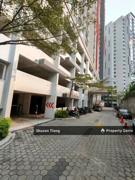 3 Bed 2 Bath Unit for Sale @ Greenfield Regency!