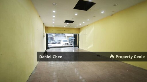 Gerbang Malam Shop for Rent Up n Down 3200only