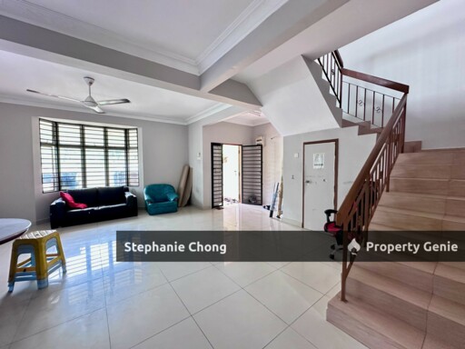2-Storey Endlot Terrace House in Taman Puchong Utama, Freehold