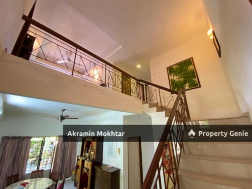 [CORNER] TMN UKAY PERDANA, 2 STOREY TERRACE