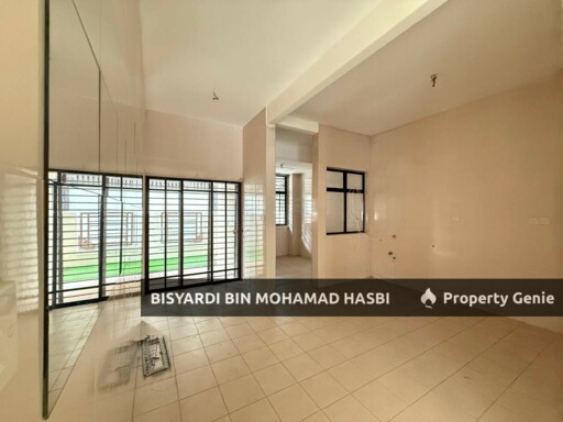 New Painted End  Lot, Double Storey House, Jalan Jeriji (Greenlane) Bukit Jelutong, Shah Alam.