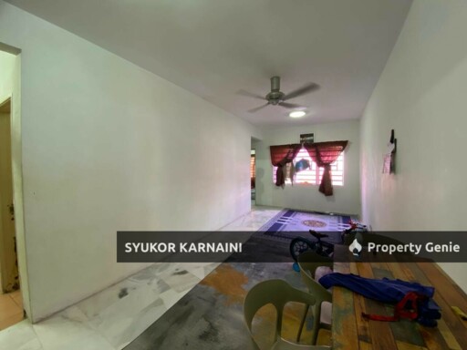 Iris Apartment Saujana Utama Sg Buloh
