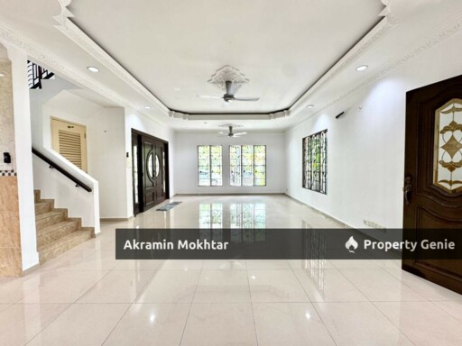 Freehold & Renovated | 2.5 Storey Semi Detached House @ Subang Alam, Seksyen 27, Shah Alam