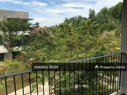 Cahaya SPK Gem: Spacious Townhouse with Premium Features!