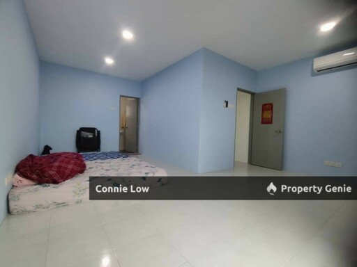 Fully Renovated 1.5 Storey Semi Detached Sungai Siput Sungai Buloh for Sale