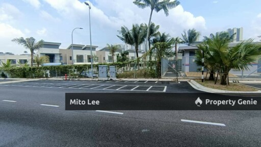 Central Park JB Shop Office Ground Floor For Rent!!
