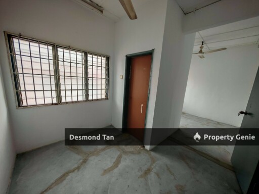 Taman Megah,Oakland,Seremban (Facing No House)
