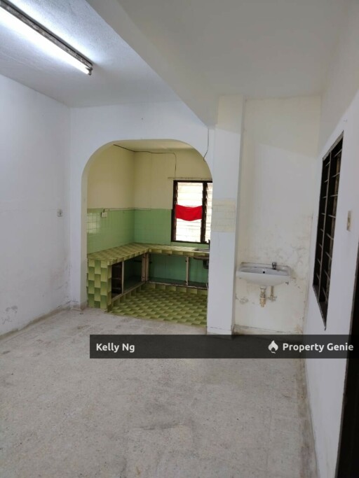 Double Sty House At Sek 25 Tmn Sri Muda Shah Alam. For Rent