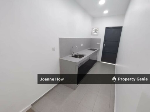 Newly Renovated Double Storey Terrace Taman Ayer Keroh Heights For Sale