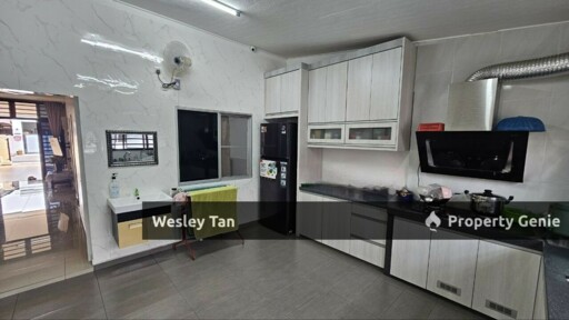 Below Value 1 Storey Ujong Pasir Freehold Fully Renovated & Extended