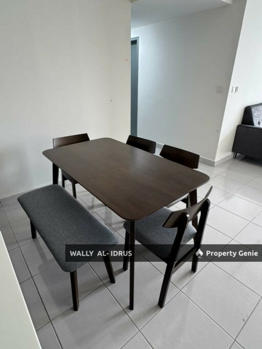 Condominium E'Island Lake Haven @ Puchong