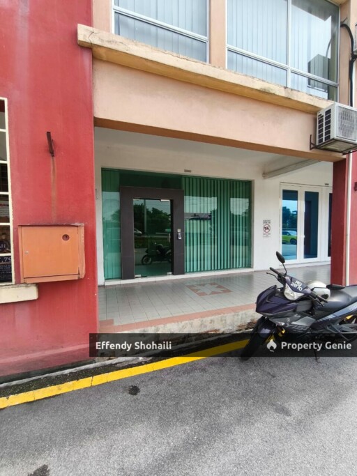MEDAN SELAYANG SHOP GROUND FLOOR