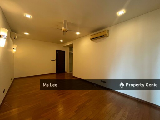The Pearl @ KLCC-Level 27 Private lift-Sale Below Bank Value Rm180k
