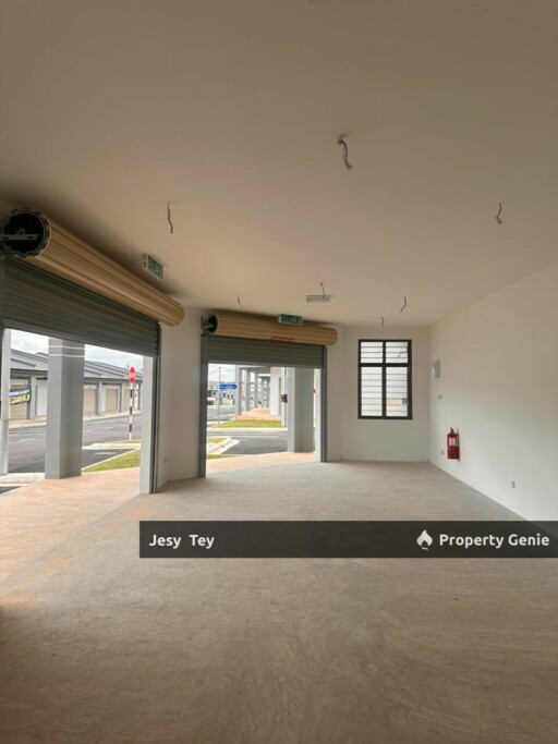 Bandar Putra Kulai Single Storey Corner Shoplot