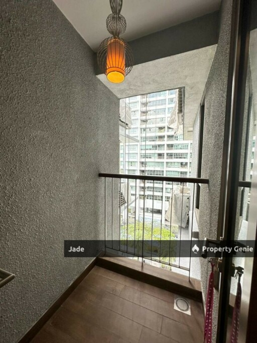 Pool View Seni Mont Kiara Freehold Condo with Private Lift