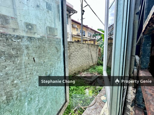 Corner Terrace in Puchong Utama – Below Market, Freehold