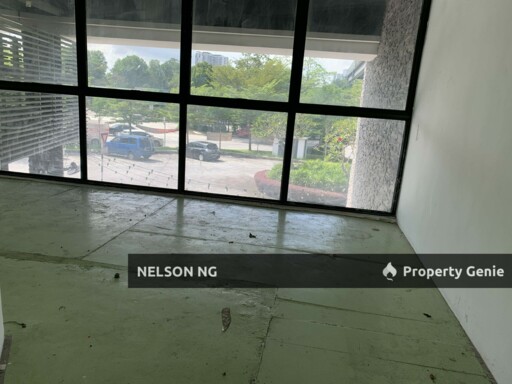 The Atmosphere, Seri Kembangan, Selangor, Corner Unit
