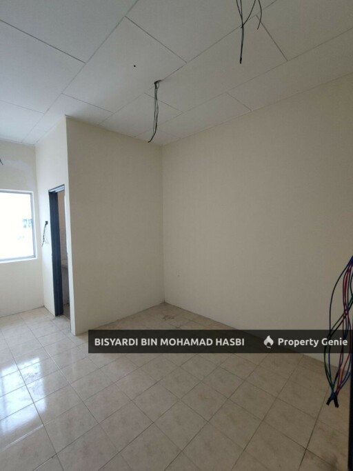 3,500Sq.Ft RUMAH TERES CORNER LOT 1 TINGKAT, Taman Desa PD Fasa 1 Port Dickson.
