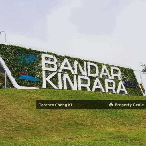 Facing Main Road Ground Floor Shop at Taman Damai Utama , Bandar Kinrara for Rent