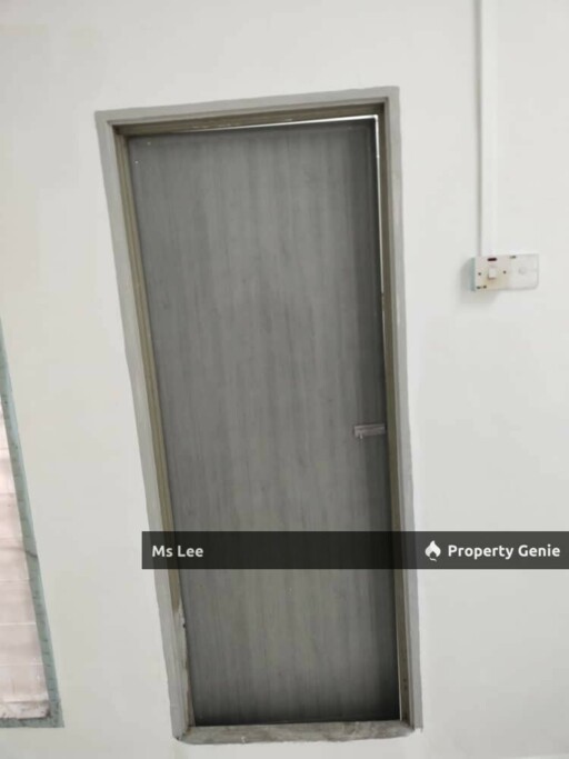 End Lot 2 storey Town House (Ground floor)-Taman Sri Sentosa @ Klang-Ready Now