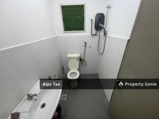 Jalan SS 15-2E Subang Jaya (Female Unit Only)