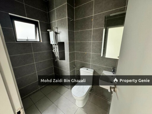 DOUBLE STOREY SEMI-D SEJATI LAKESIDE 2 PHASE 1 CYBERJAYA