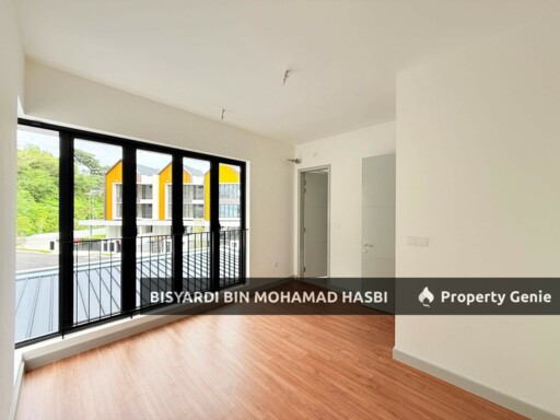 CORNER LOT (TYPE A4) KLCC VIEW 3 STOREY SUPERLINK HOUSE EAST 57, RESIDENSI LAMAN TIMUR DESA MELAWATI, KL