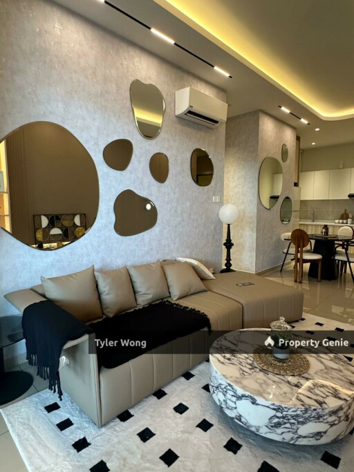 Taman Daya Condo For Sales 400k