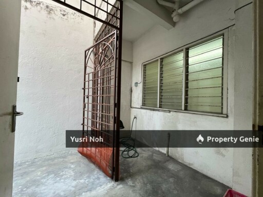 2 Storey Terrace USJ 22 Subang Jaya
