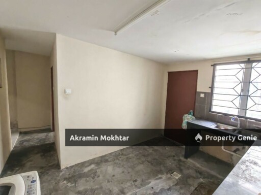 Facing Open  Double Storey, Lorong Az- Zaharah  Seksyen 10, Puncak Alam 