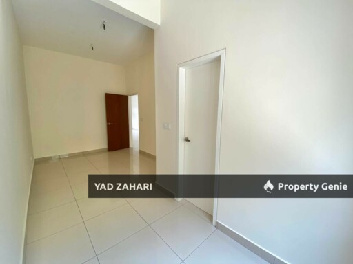 Nassim Heights, Ampang | 3-Storey Link 5 Bedrooms | RM1.2M - Strategic Location & Exclusive Private Road