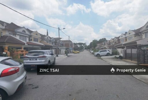 2 Storey End Lot Linked House @ Taman Putra Budiman {Save RM 238,000}