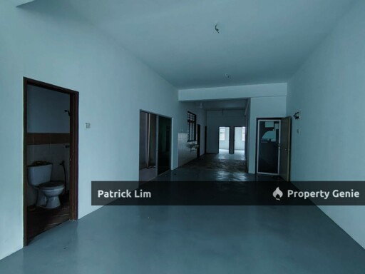 HOT RENTAL | Bukit Beruang (1st Floor) Shop Lot For Rent