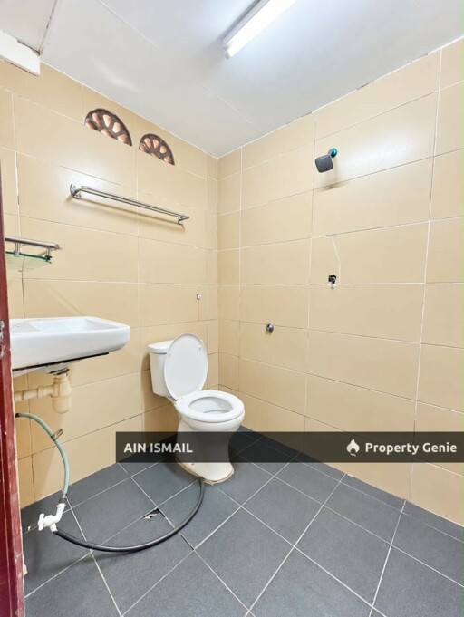 [FULLY RENOVATED] TERES SETINGKAT TAMAN KRISTAL, SUNGAI KARANG DARAT, KUANTAN